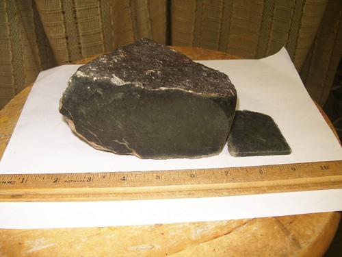 Wyoming green jade - jade, rough
